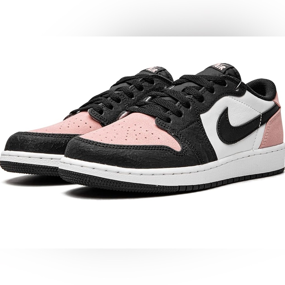 Nike Air Jordan 1 RETRO low OG bleached coral 7Y / 8.5 W